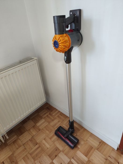 Odkurzacz bezprzewodowy Dyson DC 62