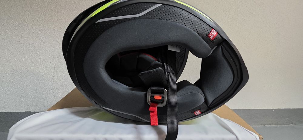 Capacete AGV K6 S Erazer (M) com 2 viseiras (clara e escura)
