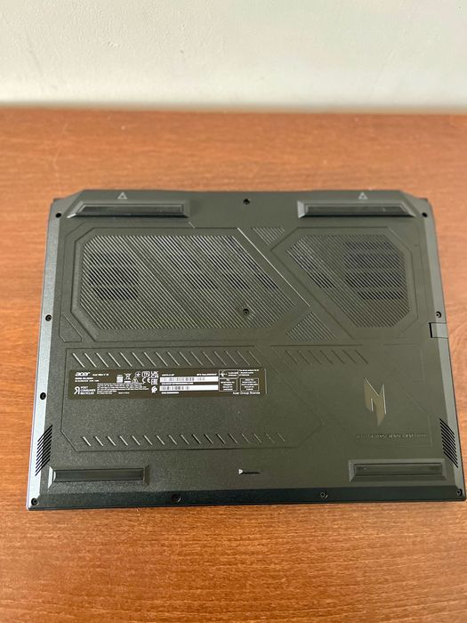 Ігровий ноутбук Acer Nitro V 16