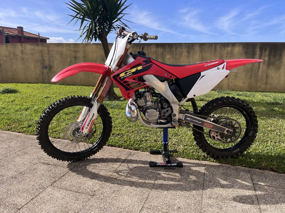 Honda Cr250 Rc valve