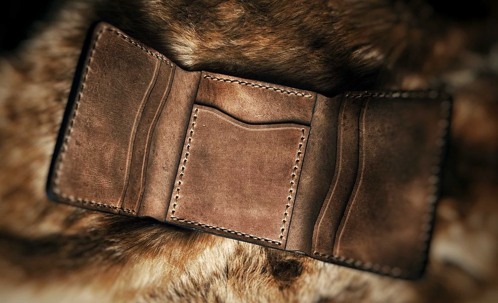 Ręcznie wykonany portfel ze skóry naturalnej minimalistyczny handmade