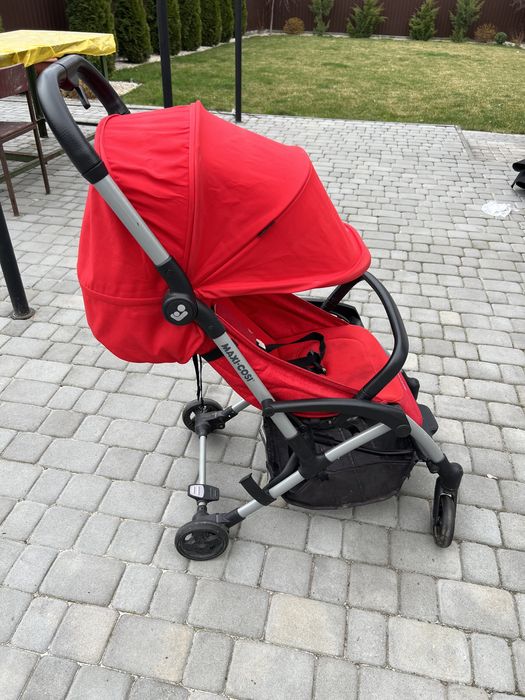 Каляска  прогулочна Maxi Cosi