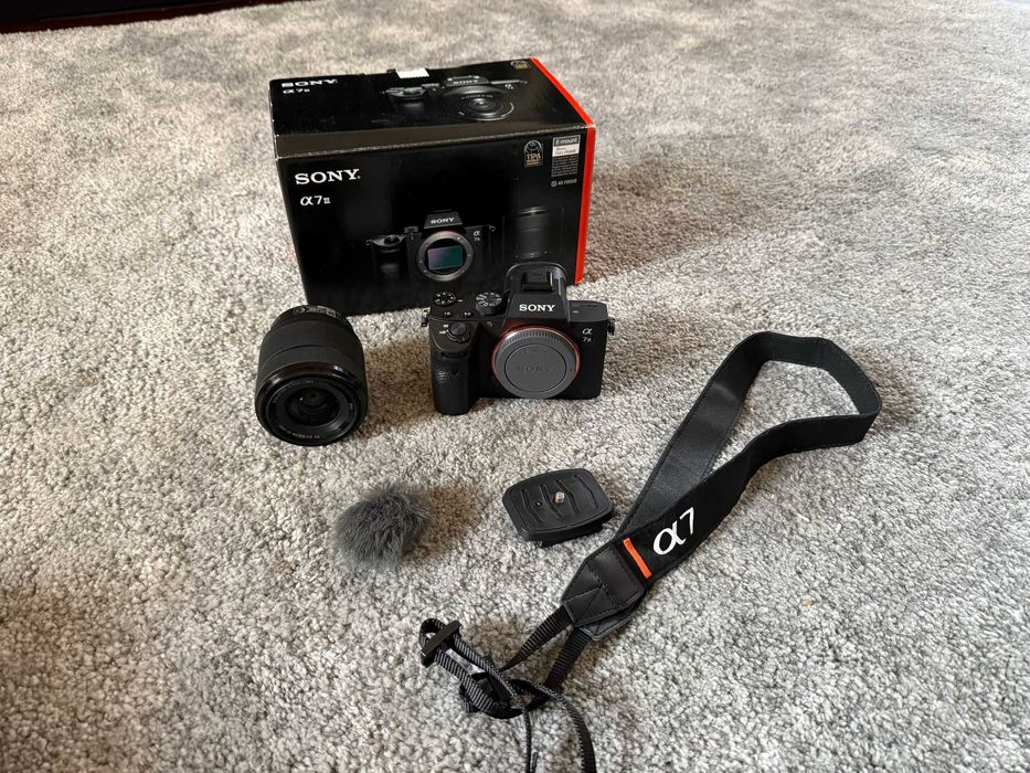 Sony Alpha 7 III (Pouco uso)