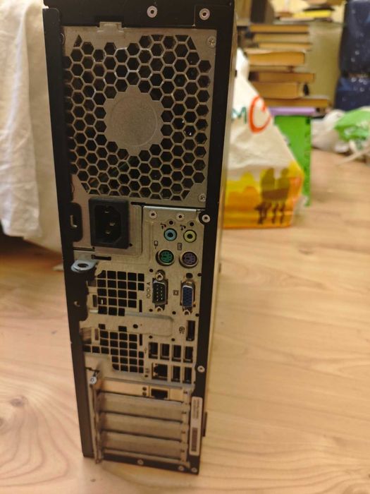 HP Compaq 8200 Elite SFF