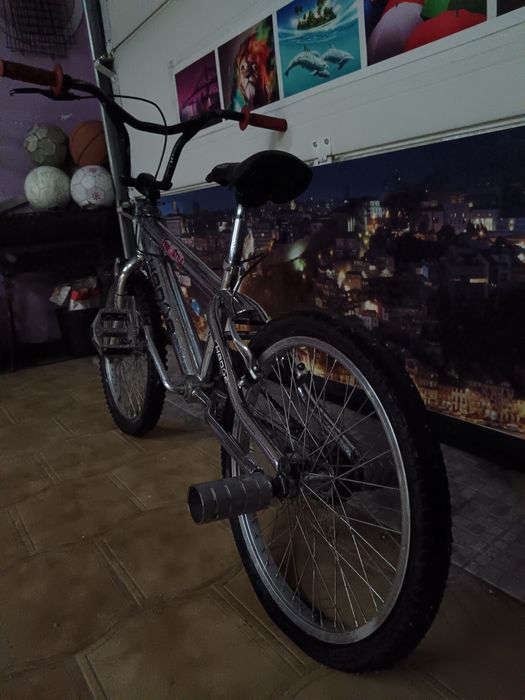 Bicicleta BMX usada