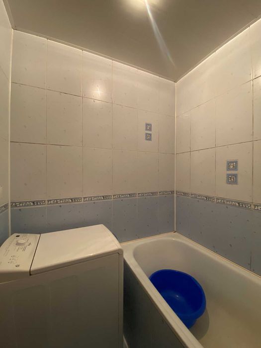 Трикімнатна квартира в р-ні автостанції на вул. Костомарова