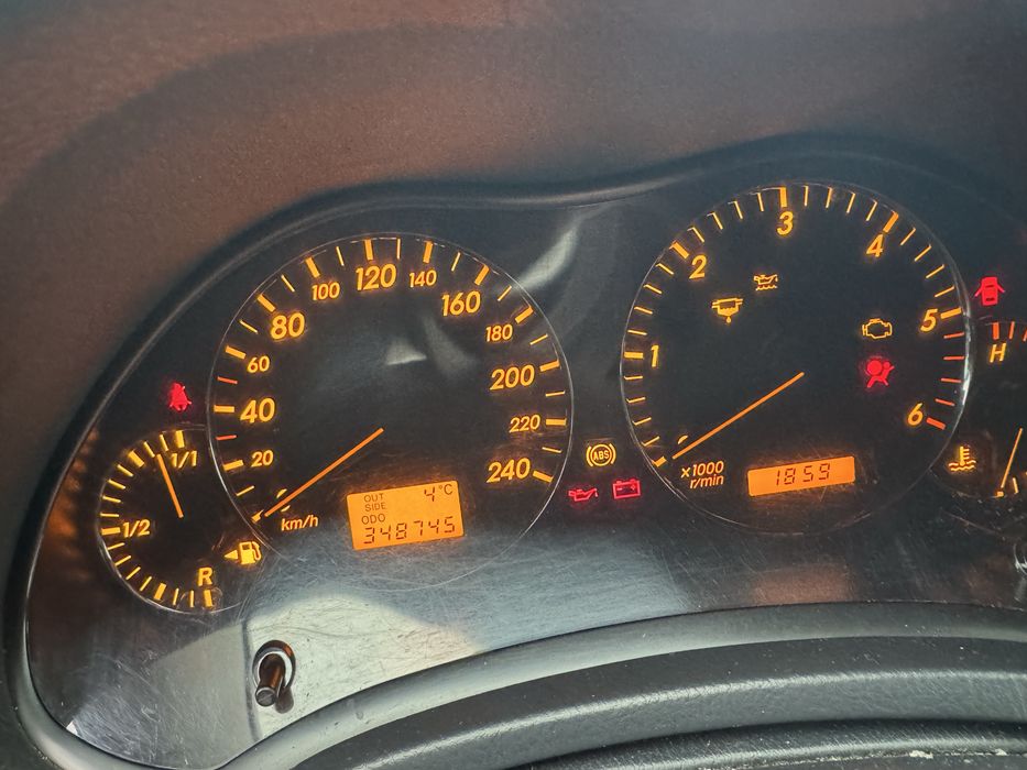 Надійне авто, дрібниці по фарбі