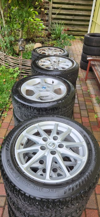 Колеса nissan leaf ніссан ліф шини диски 5×114.3 205 55 16