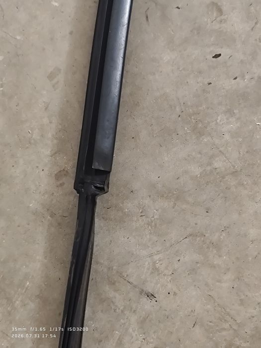 Calha corrediça borracha Toyota Yaris 2001