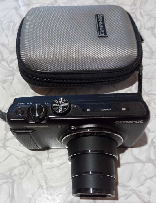 Фотовидеокамера Full HD Olympus SH-21 WIDE Optical Zoom 4,2-52,5mm