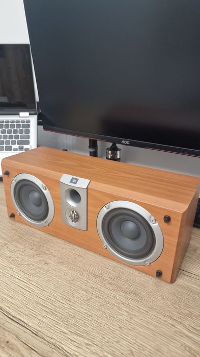 Głośnik centralny JBL SCS 178 100W w świetnym stanie!!!