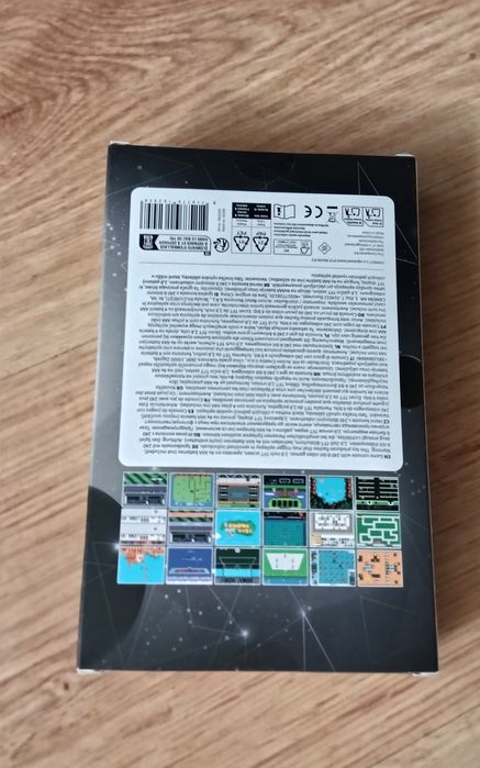 Konsola kieszonkowa Retro Game 240 gier