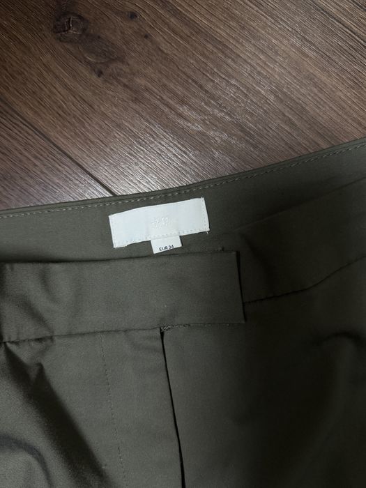 Брюки бренда H&M