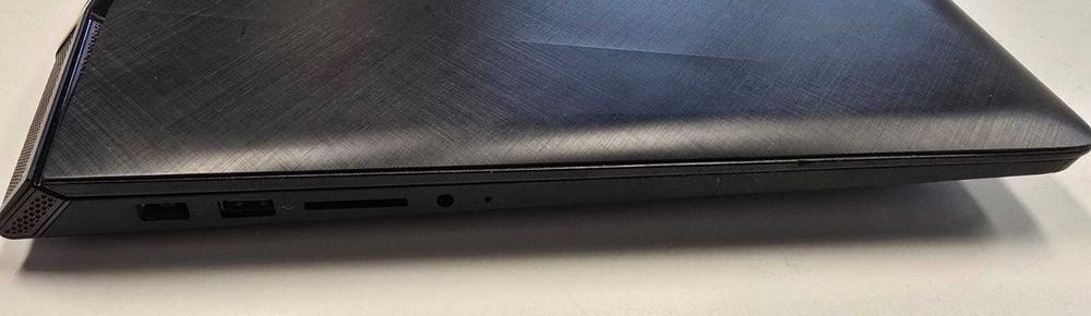 Laptop Lenovo Y700-15ISK / Ram 8GB / Dysk 1000GB Gwarancja