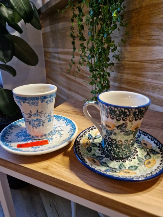 Komplet filiżanka plus spodek