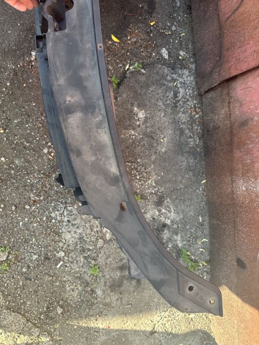 Передняя установочная панель телевизор VW Touran 1T0805588 2005-2010