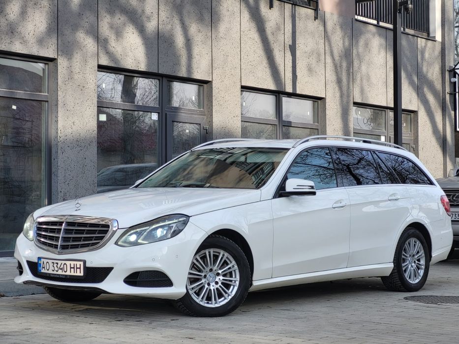 Мерседес E 212.