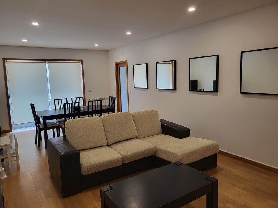 Alugo apartamento T2 mobilado