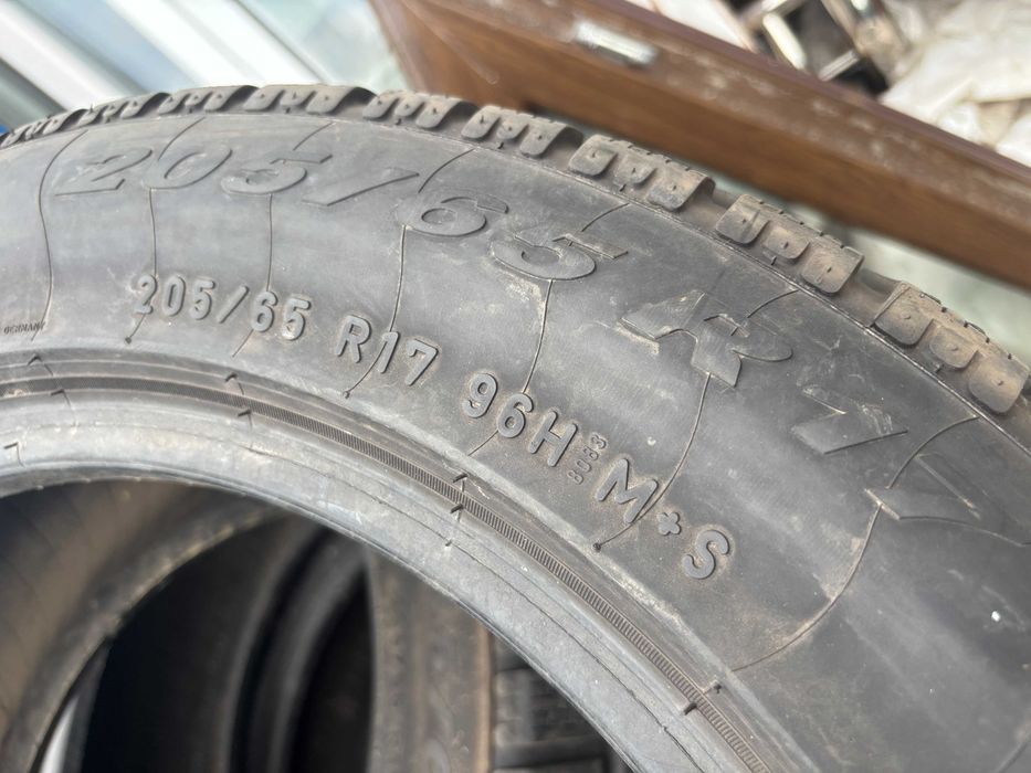 205-65-R17 PIRELLI комплект 4штуки резины GERMANY 2022