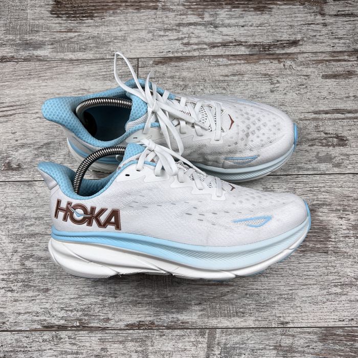 Кросівки Hoka Clifton 9 1132211 розмір 43 оригінал