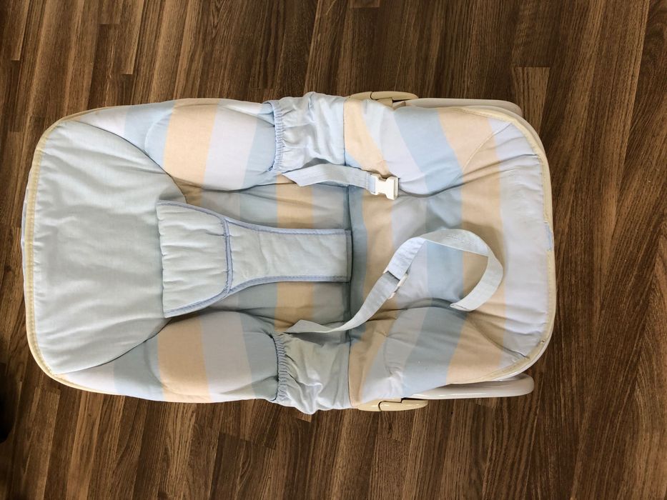 Baloiço bebé como novo