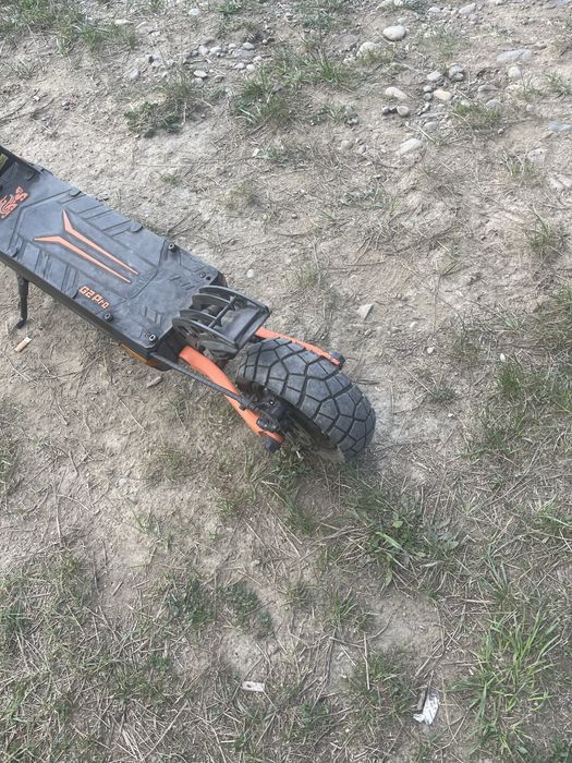 Самокат В НОВОМУ СТАНІ Kugo kurin G2 pro kukurin g2 pro самокат куго г2 про кукурин г2 про пробіг 1200 оригінальний