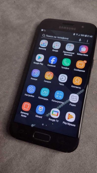 Samsung Galaxy A3 2017 16GB — Ідеальний стан