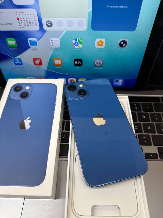 Продам телефон - айфон IPhone 13 256GB Blue