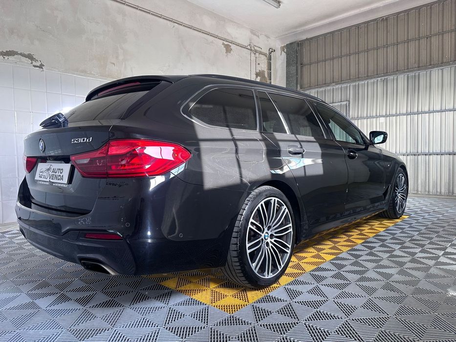 BMW 530 d Pack M Auto foto 4