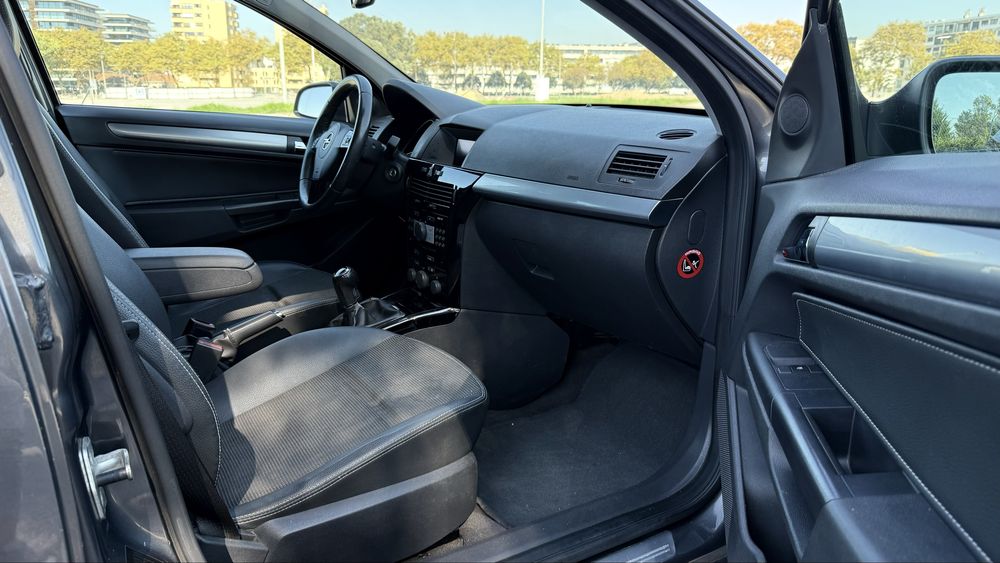 Opel Astra 1.7 CDTI COSMO 2009