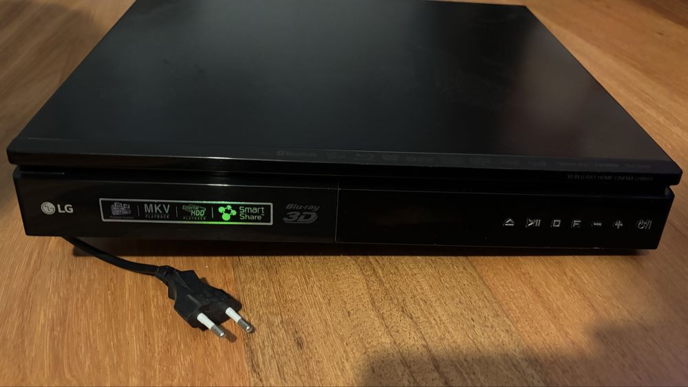 Home cinema LG LHB655 5.1 dolby surround