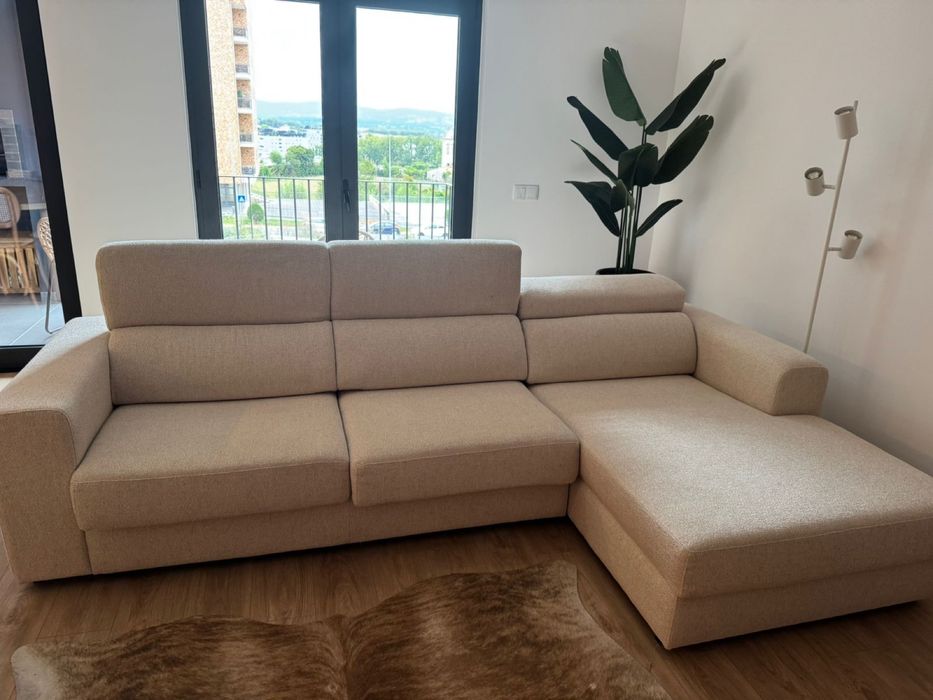 Sofa de 3 lugares com chaise longue