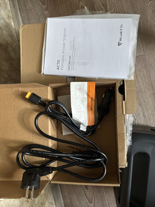Зарядна станція Bluetti AC70, 768Wh, 1000W(max 2000W) LiFePO4