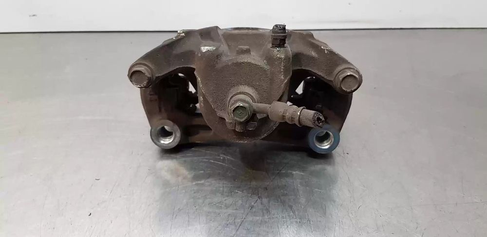PINÇA TRAVÃO FRONTAL DIREITA NISSAN JUKE 2013 -41001ET00A