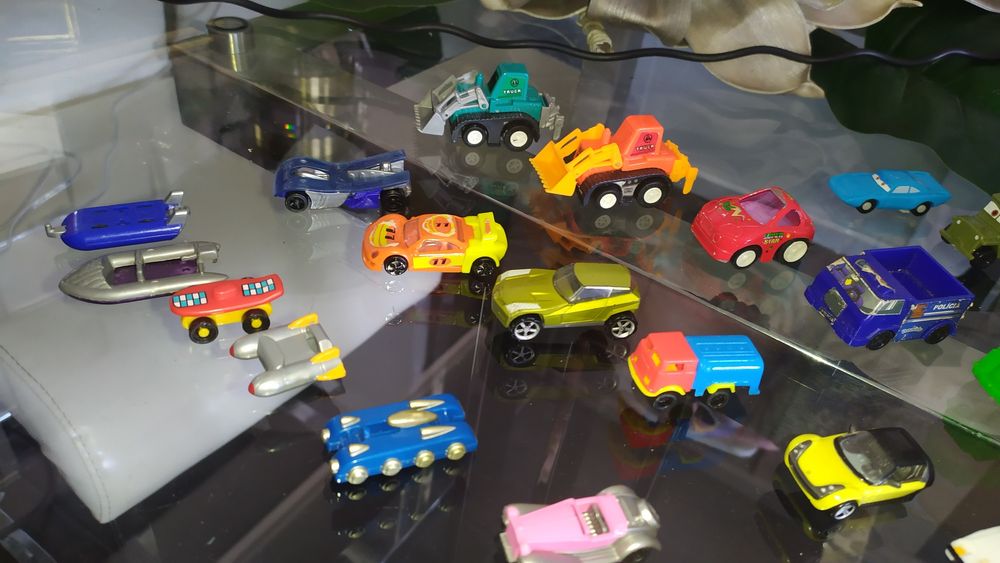 Carros miniatura variados