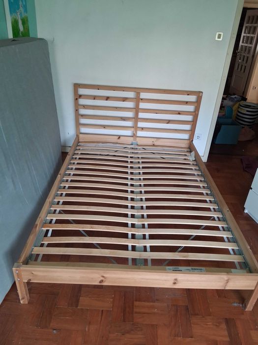 Cama de casal IKEA64285527001217120