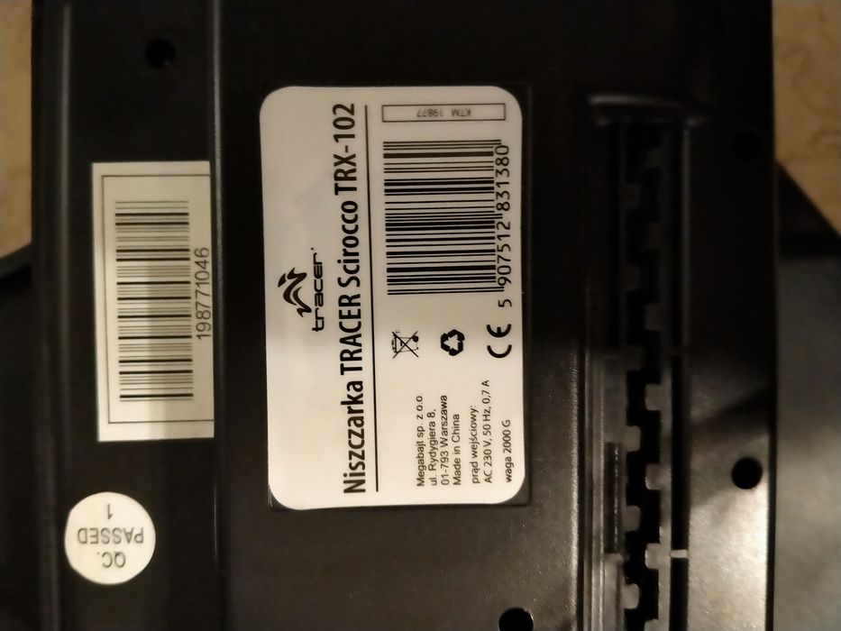 Niszczarka dokumentów i płyt cd