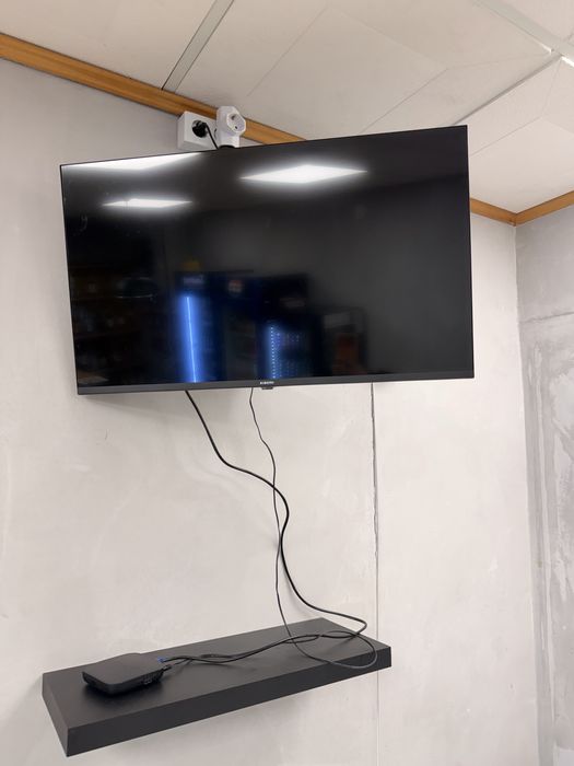 Smart TV Xiaomi 32" – Completa + Suporte Articulado