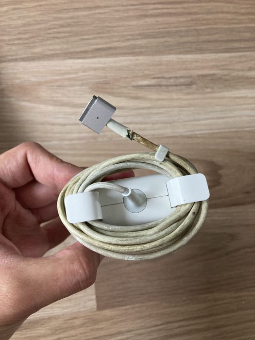 Macbook pro 13 2015 i5 8gb 128gb a1502