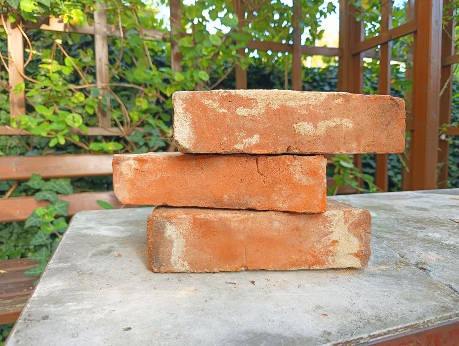 Sprzedam poniemiecką cegłę rozbiórkową