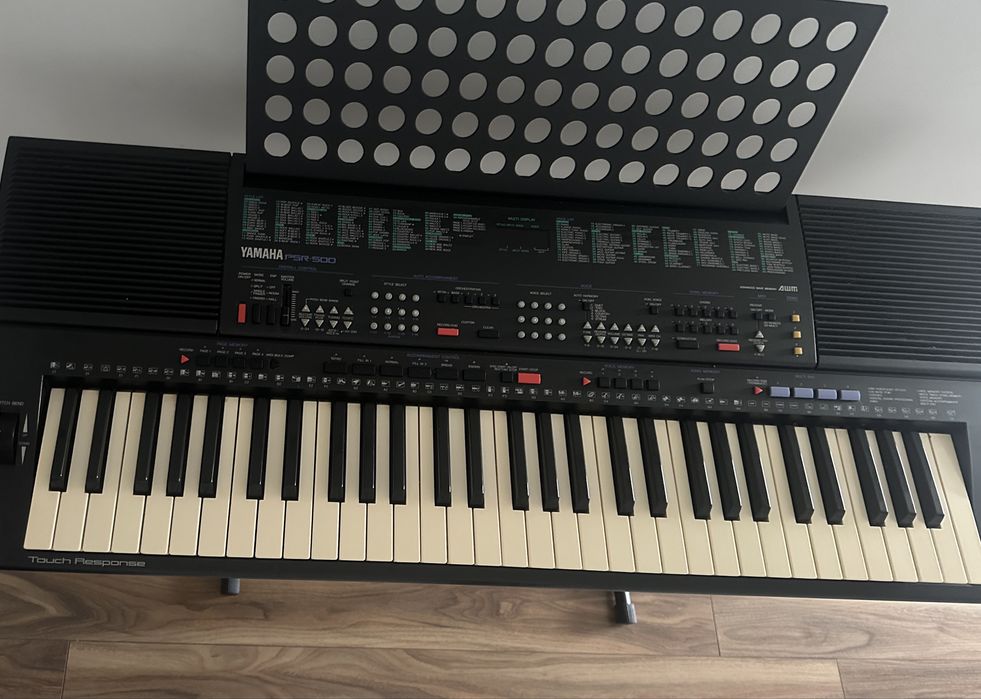 Pianino Yamaha psr-500