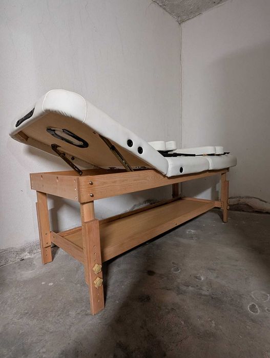 Marquesa fixa em madeira