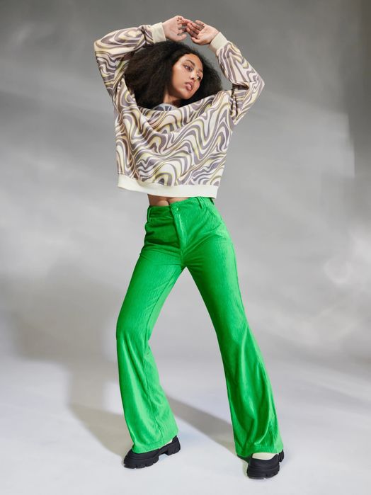 Штаны Flare от Sinsay (цвет зелёный)