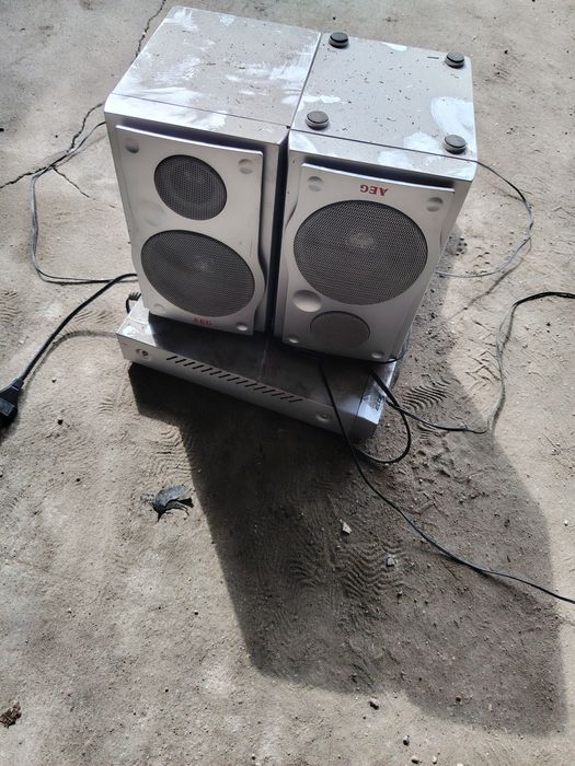 Głośniki plus odtwarzacz DVD