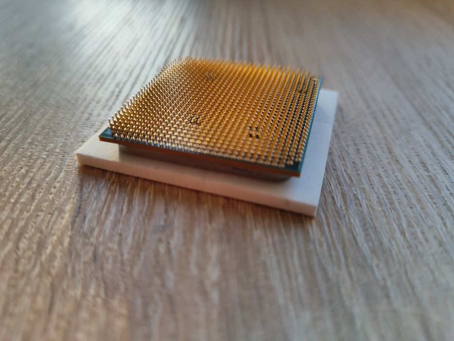 Процессор FX8300 3.3 GHz 8 ядер сокет AM3+