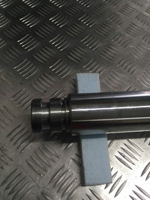 Ремонт гідроциліндрів JCB, CAT, Manitou...