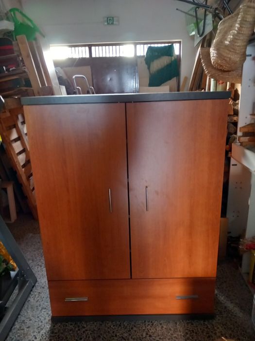 Aparador/móvel/ madeira