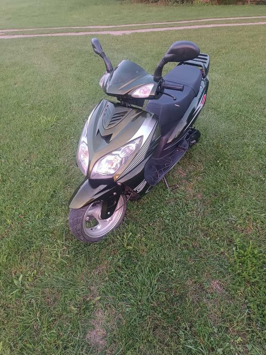 Viper Storm 150cc.