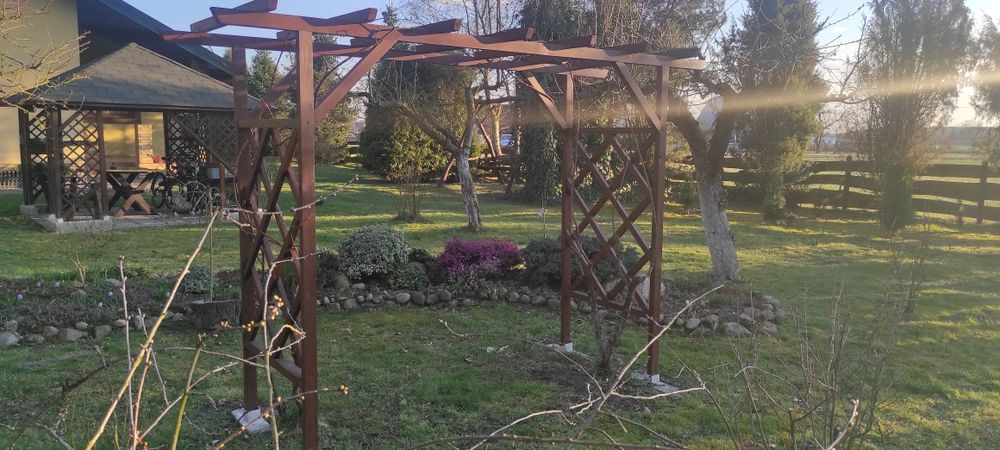Pergola pod winogron