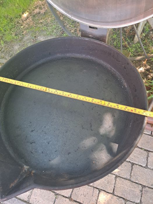 Patelnia żeliwna